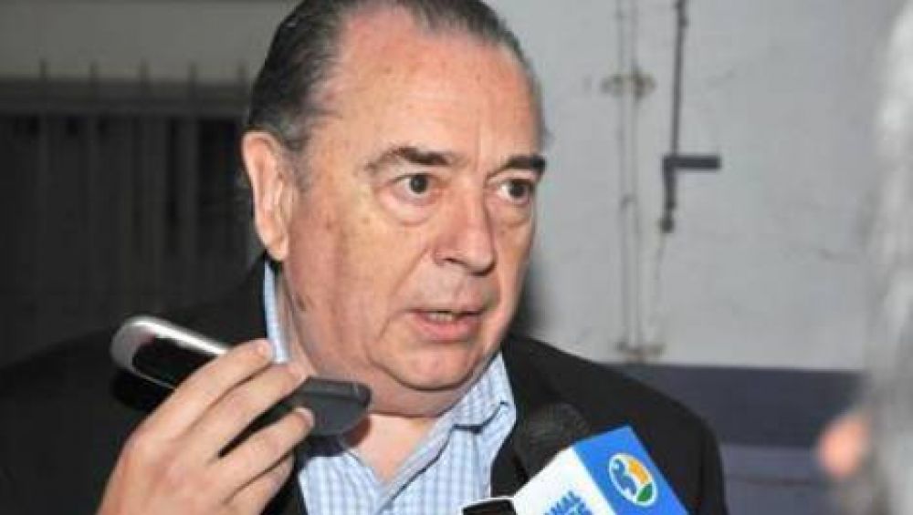 El gobernador pampeano pidi� la pr�rroga de la promoci�n