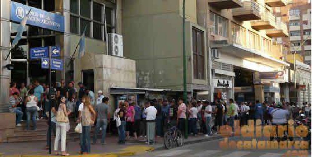 Estado y Banco Naci�n, en el foco del dilema de los descuentos abusivos