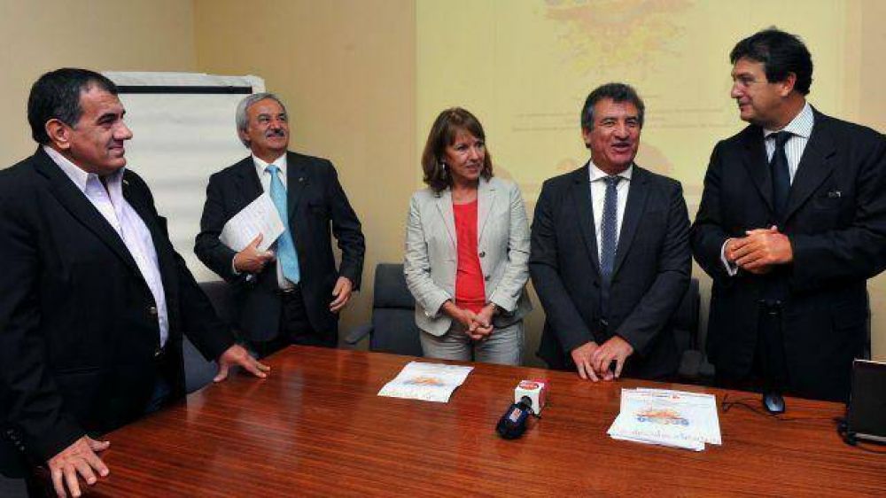 Otros 17.000 hogares de Paran� se sumar�n a la red de gas natural  