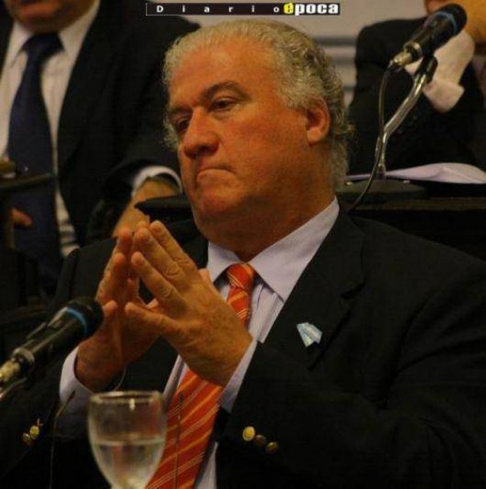 Flinta le conf�a el triunfo a Ricardo Colombi en primera vuelta electoral