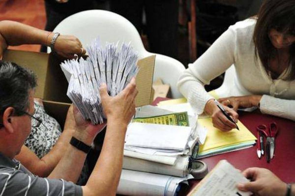 Sociedad Italiana de Z�rate asesora a locales por elecciones en ese pa�s
