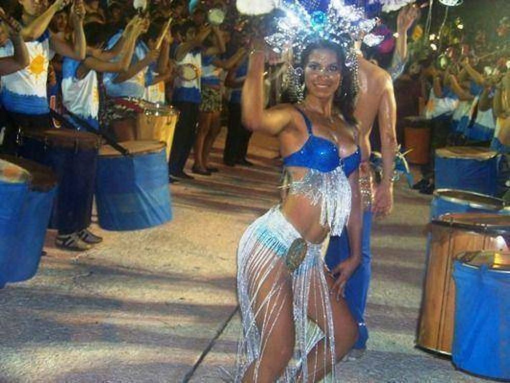 Iguaz: Ms de 6 mil personas disfrutaron en la primera noche de Carnaval