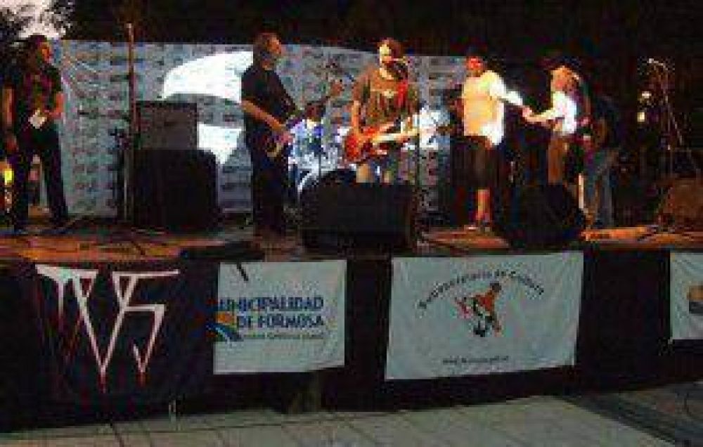 Cerr� el Formo-Rock organizado por la Municipalidad