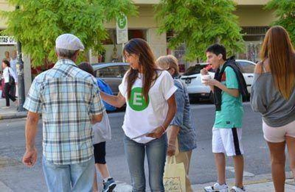 Difunden informaci�n sobre el nuevo sistema de estacionamiento medido