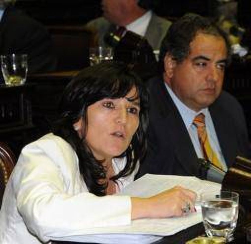 La UCR neg� estar debilitada como sostiene el bederismo