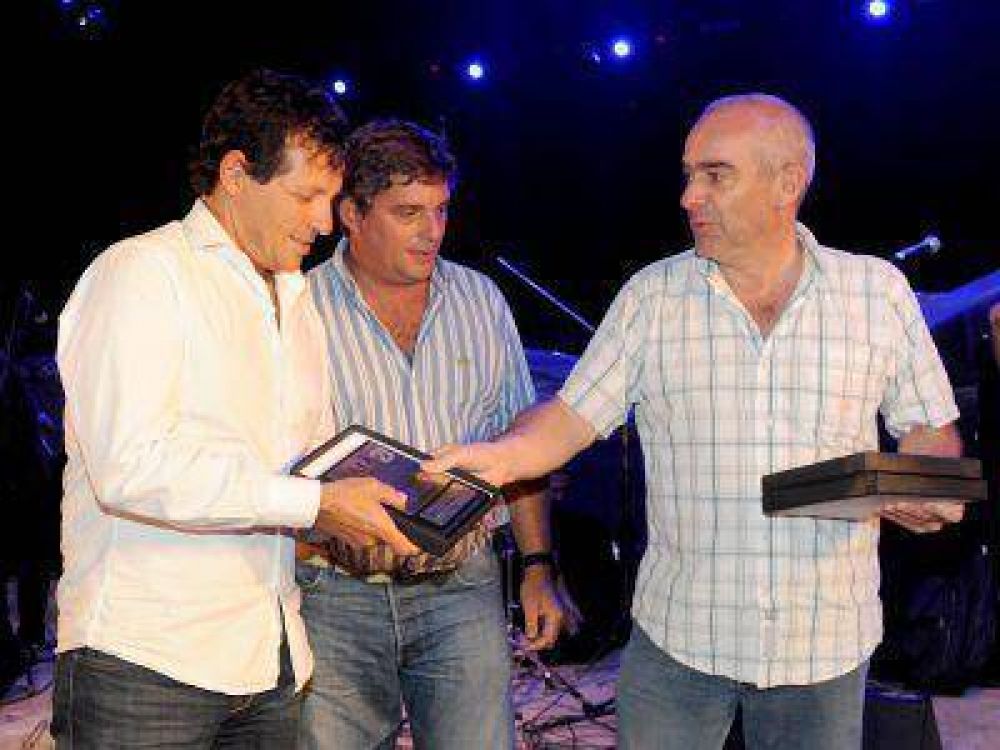 CURUCHET: FANGIO ES UNA INSPIRACI�N PARA LOS DEPORTISTAS
