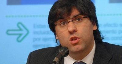 �De la Sota reedita viejas crisis del sistema de seguridad social�