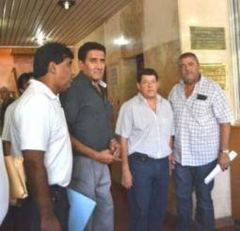 Promoci�n Industrial. Rev�s judicial para los gremios riojanos