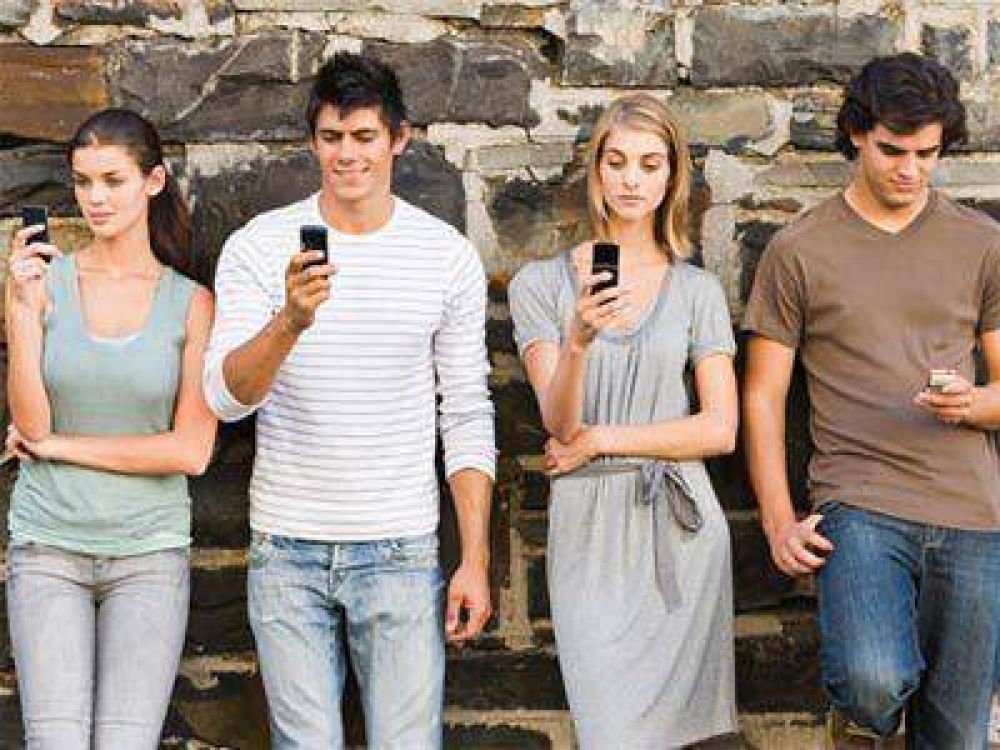 J�venes con smartphones aumentan sus chances de tener sexo