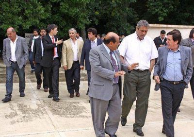Ferraresi particip� de una reuni�n de Intendentes en San Vicente