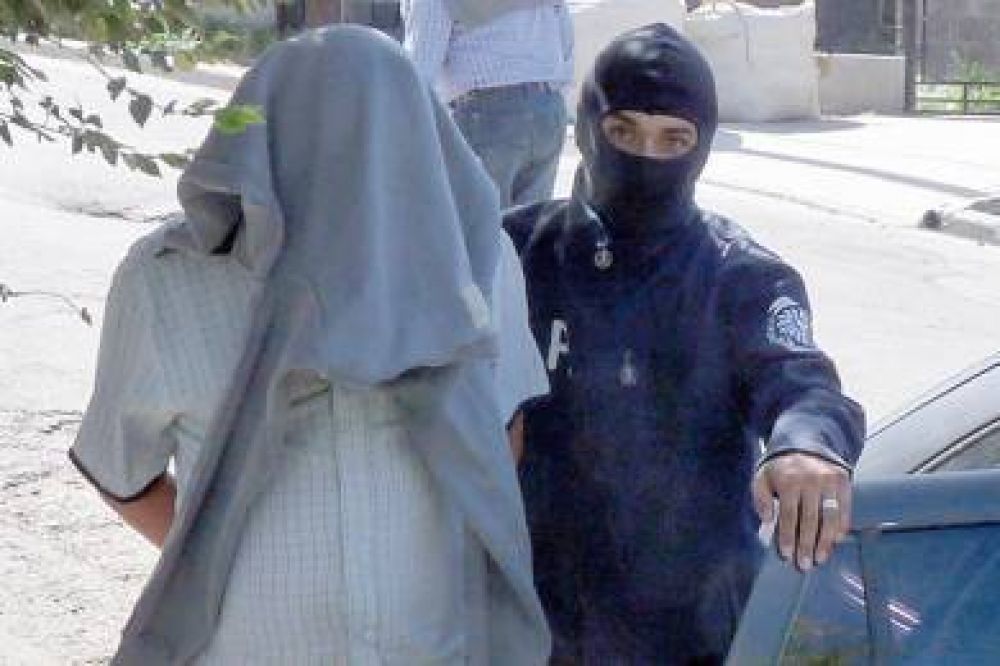 Detienen a un individuo por numerosos hechos de estafa