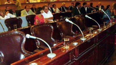 Diputados radicales salen a despegarse de la supuesta extorsi�n al gobierno	 