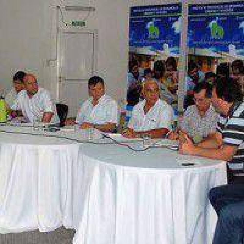 Peppo se reuni� con c�maras empresarias de la construcci�n y la UOCRA