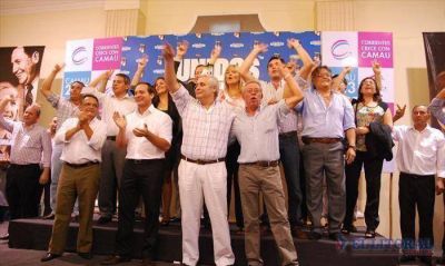 Camau gobernador, R�os intendente y Bofill senador, todos juntos en la boleta K