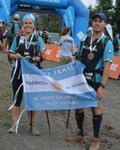 Un formose�o integro la legi�n que realizo el cruce de Los Andes