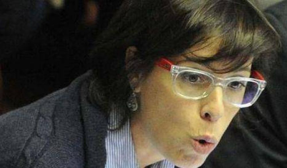 Tildan de "burro" a An�bal Fern�ndez