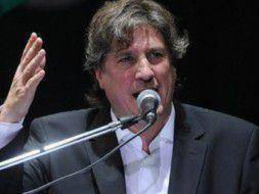 Tras los incidentes, Boudou encabeza acto por el Bicentenario de la Batalla de Salta