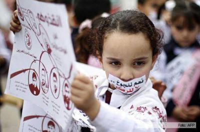 Ochocientos presos palestinos en c�rceles israel�es protagonizan una huelga de hambre