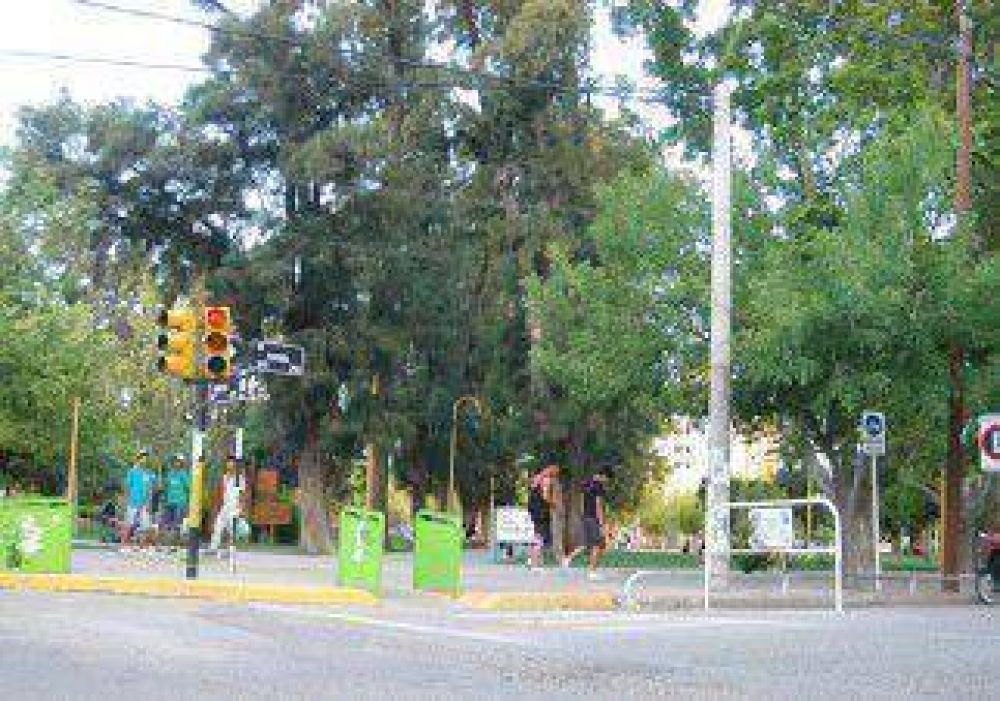 Una adolescente grave tras ser apu�alada 