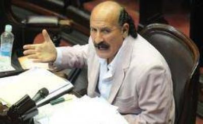 Yoma dice que todav�a no decidi� si buscar� renovar su banca