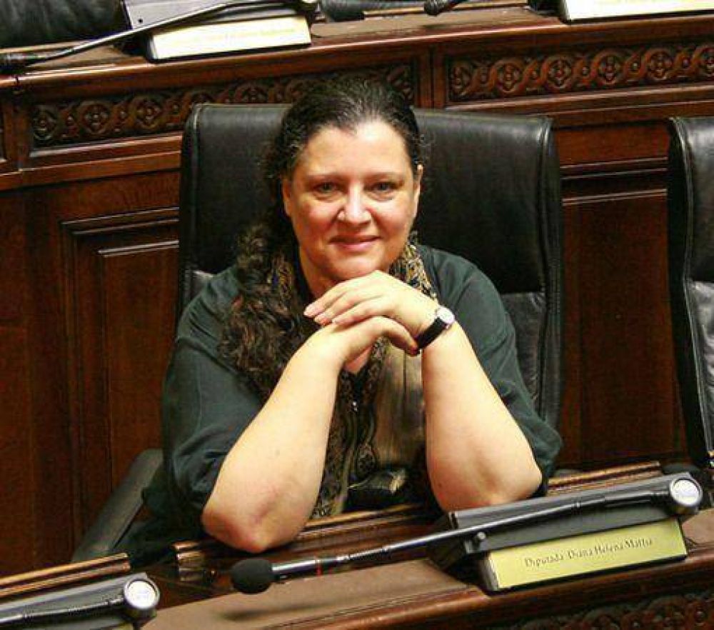 "Operar al beb� intersexual ser�a exponerlo a un trato cruel"