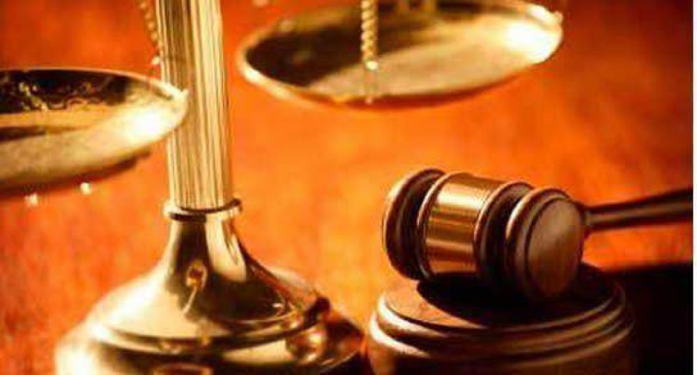 Denuncian presiones a testigos