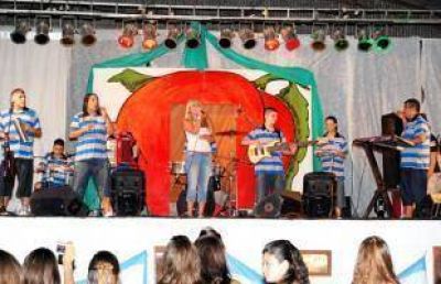 El 9 de marzo se realizar� la Fiesta del Durazno