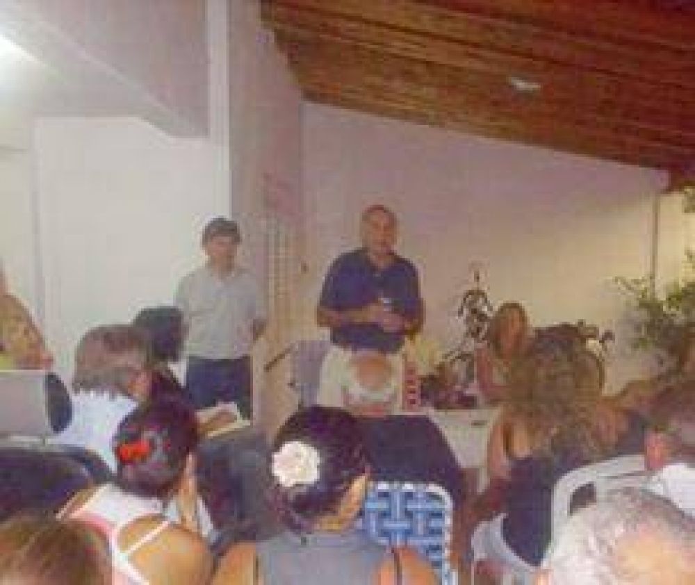 Reuni�n con vecinales de la Zona Sur  