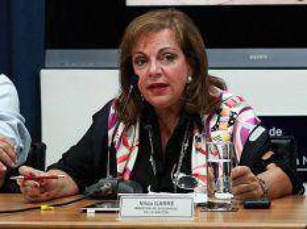 "La comunicaci�n hace que la inseguridad se sienta m�s"