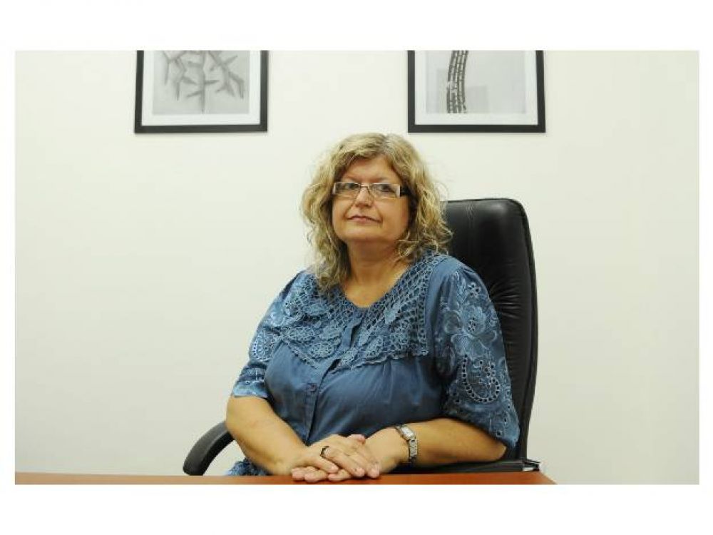 "Llama la atenci�n que nunca haya una moci�n de aceptaci�n a la oferta salarial"