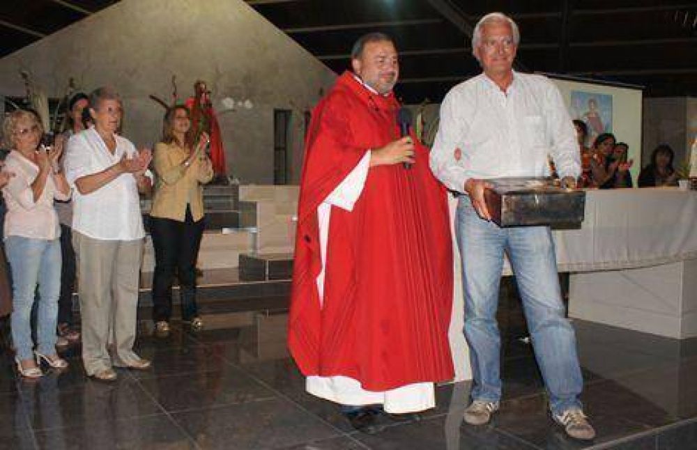 Se inaugur el presbiterio en la misa en honor a San Expedito 