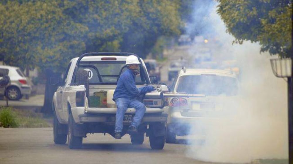 Dengue: hoy arranca la fumigaci�n en los barrios de la Capital