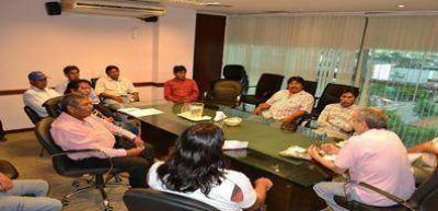 Pastores y dirigentes sociales abor�genes coordinan sus proyectos con el gobierno