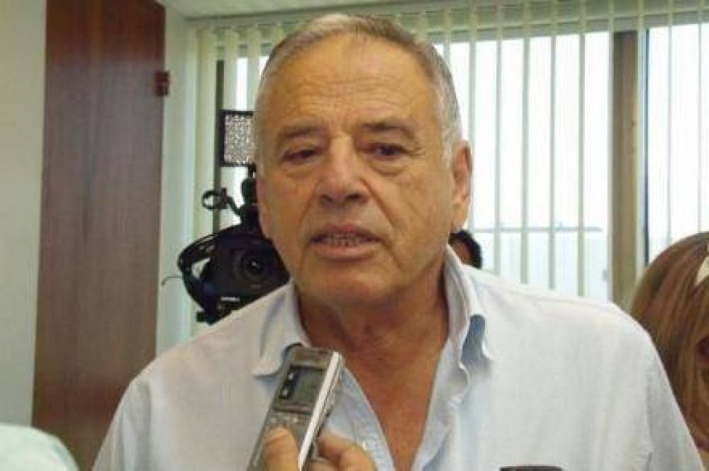 El Ministro de Educaci�n de Formosa se re�ne con gremios docentes 