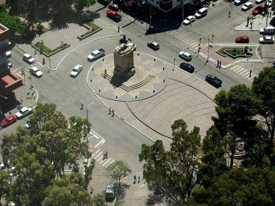 El municipio permitir� un s�lo vendedor ambulante por cuadra