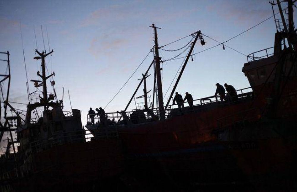 Frente a la escasa actividad portuaria, gremios denuncian lock out patronal