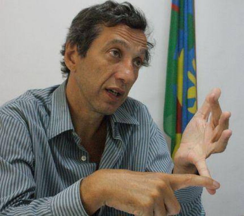 La culpa del desempleo r�cord en Mar del Plata, ahora lo tiene el paro del Puerto�