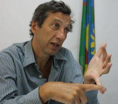 La culpa del desempleo r�cord en Mar del Plata, ahora lo tiene el paro del Puerto�