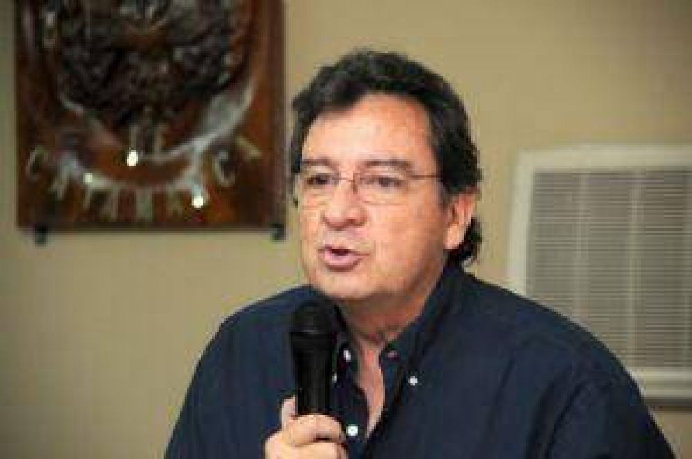 Oscar busca alinear a la tropa "celeste"