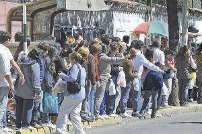 Analizan paro de colectivos para el pr�ximo lunes en Santiago