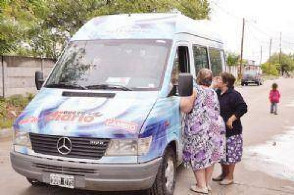 Vecinos piden pavimentaci�n y mejoras en el tendido el�ctrico