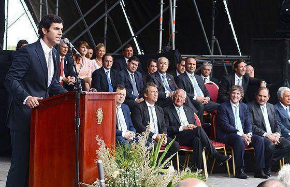Salta, Jujuy y Tucum�n firmaron acta comprometi�ndose con los ideales que alentaron la gesta independentista