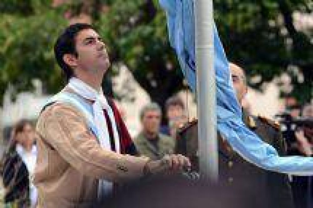 Urtubey, en el Bicentenario: "Queremos un pa�s para 40 millones de personas"