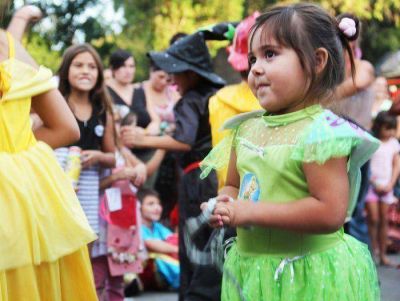 Con una gran cantidad de participantes se realiz� esta tarde el Carnaval Infantil