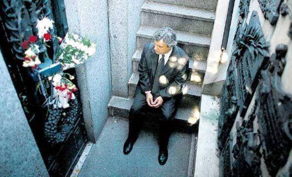 El hombre que fue la sombra de Alfons�n