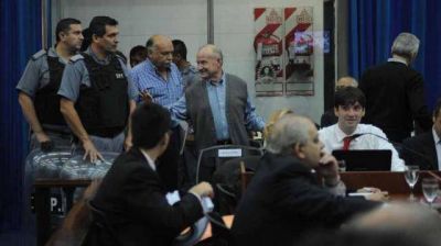 Una testigo decribi� el secuestro de su marido