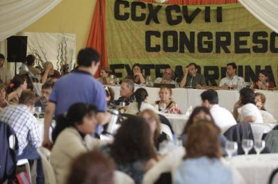 Unter instala su interna en Dina Huapi y define el inicio
