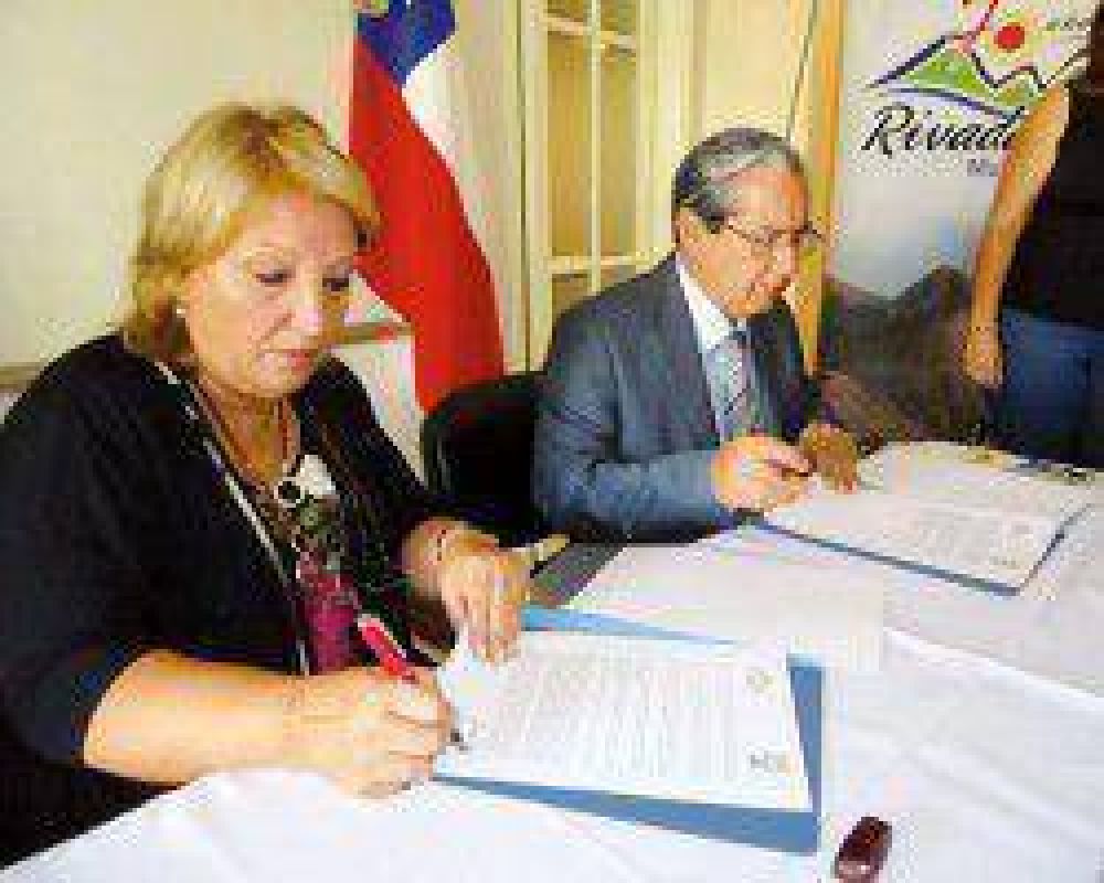 Rivadavia se uni� a Salamanca para potenciar intercambios