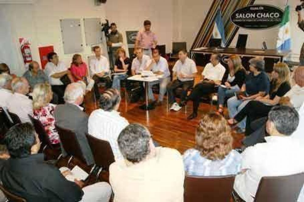 Cipolini se reuni� con el presidente del Instituto de Vivienda Provincial