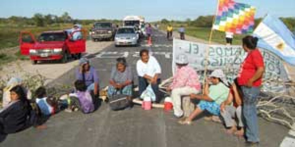 Reclamo aborigen: Nuevos cortes de ruta